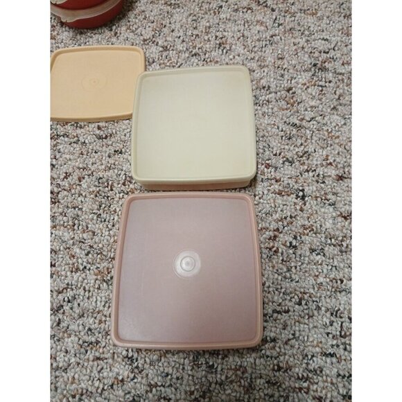 Vintage Tupperware Lot - Picture 2 of 9